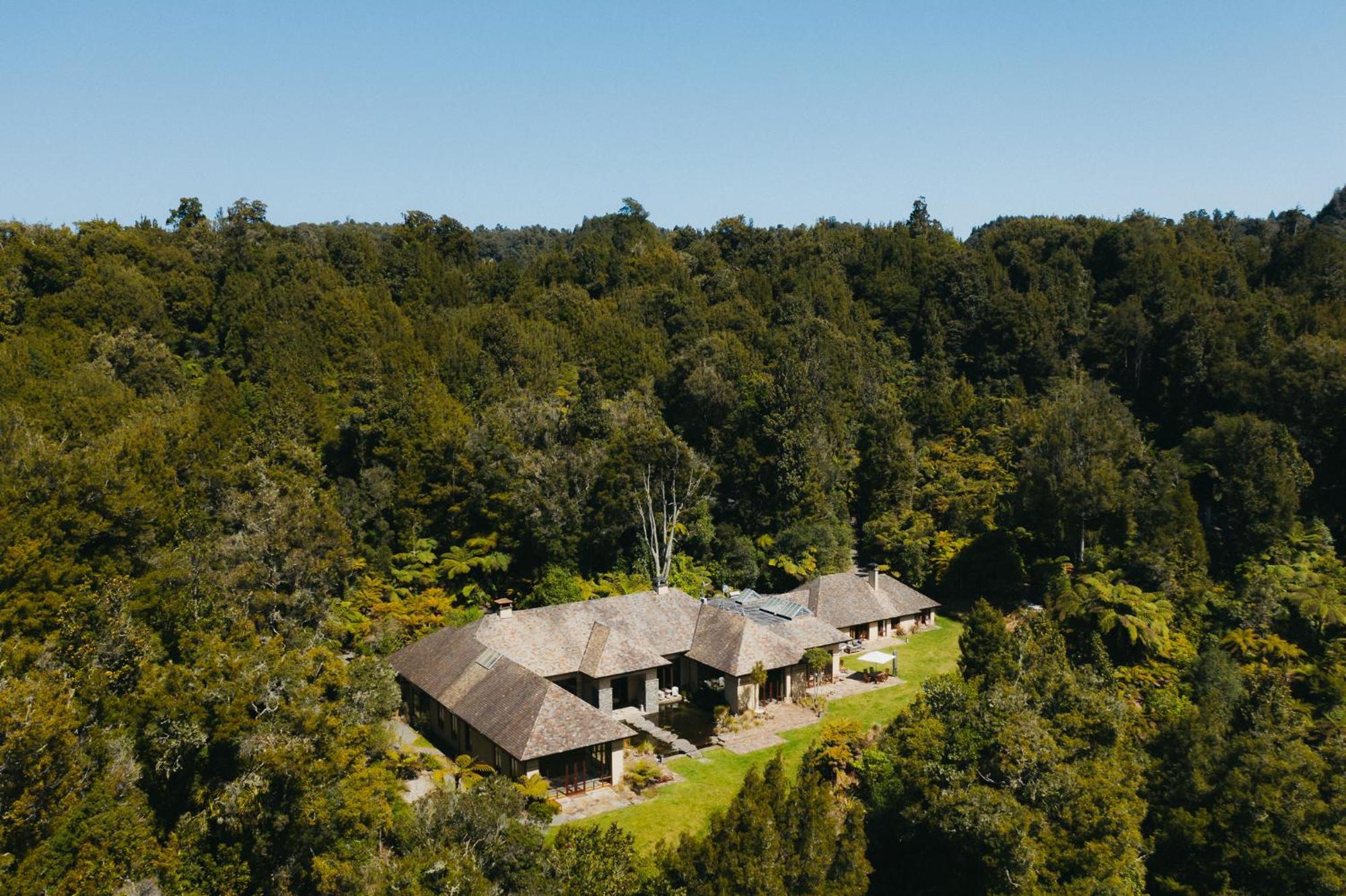 Treetops Lodge & Estate Rotorua Bagian luar foto